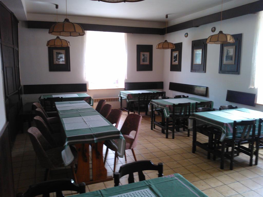 Hotel Hela Pec pod Snezkou Ngoại thất bức ảnh